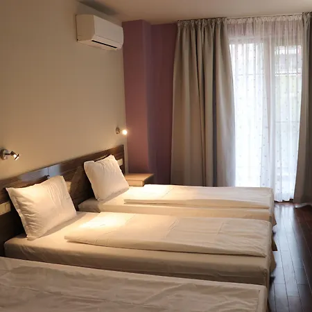 Roots And Wine Bar Hotell Plovdiv