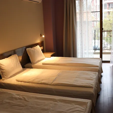 Roots And Wine Bar Hotell Plovdiv