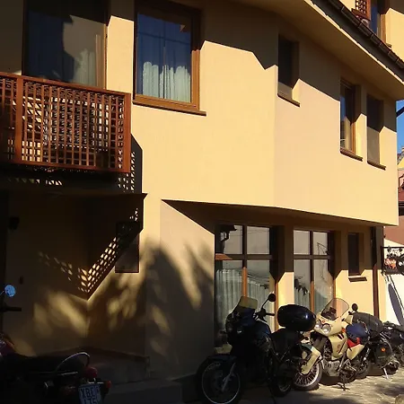 Hotel Roots Old Town Plovdiv