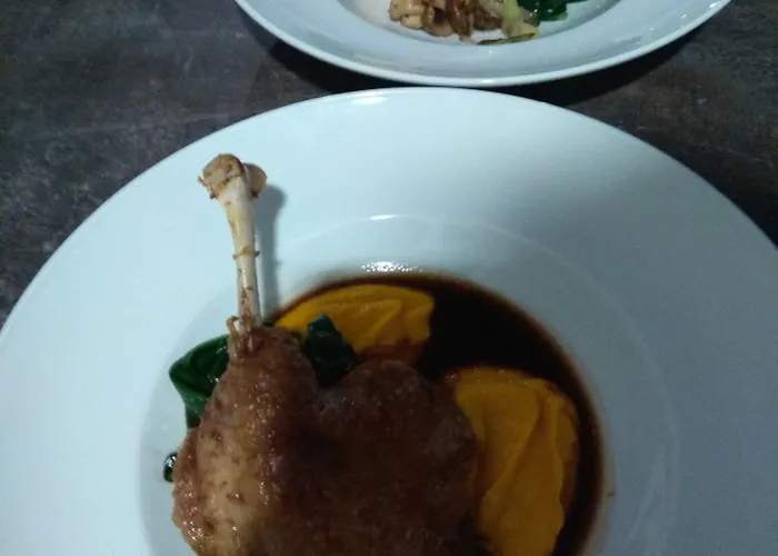 Roots And Wine Bar 3*