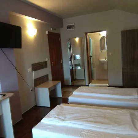 Hotel Roots And Wine Bar Plovdiv